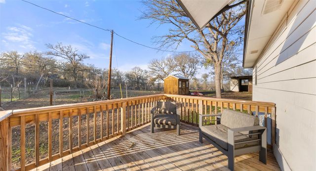 274 Old Austin TRL, Elgin, TX 78621