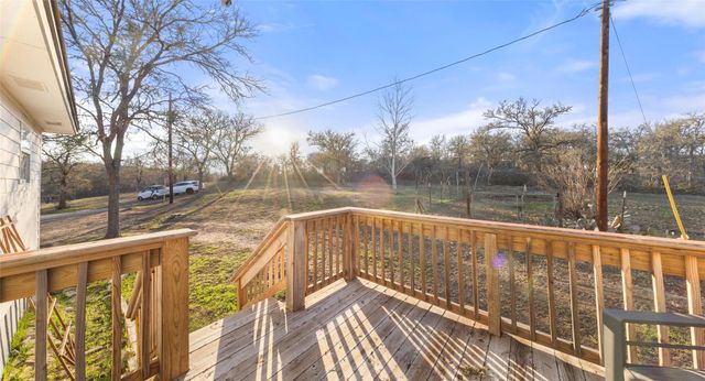 274 Old Austin TRL, Elgin, TX 78621