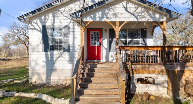 274 Old Austin TRL, Elgin, TX 78621