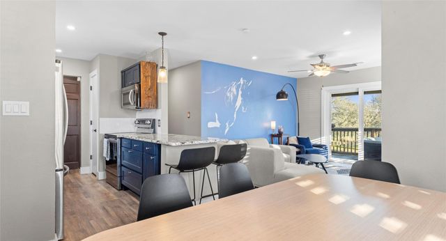 274 Old Austin TRL, Elgin, TX 78621