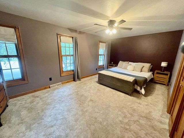 478 SKYLINE BOULEVARD, Green Bay, WI 54302