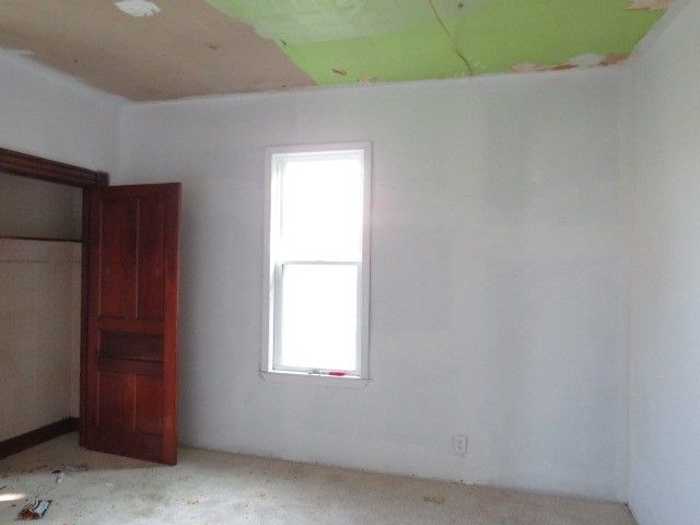 1250 Summerlea Ave, City Of Washington, PA 15301