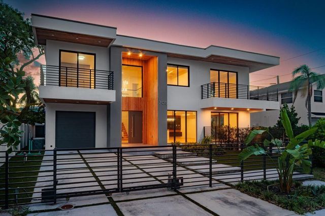 705 SW 8th Terrace, Fort Lauderdale, FL 33315