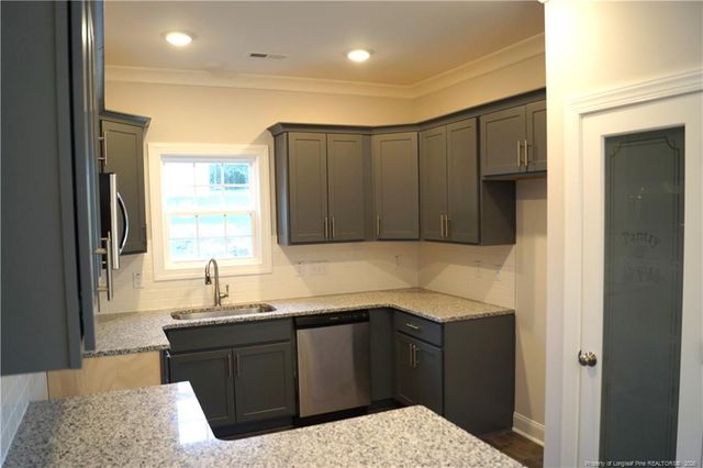 691 PONDEROSA Trail, Cameron, NC 28326