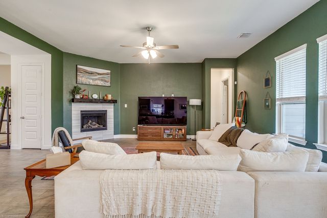 3929 Brookdale Road, Benbrook, TX 76116