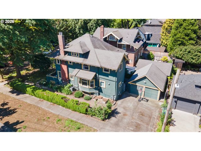 2333 Ne SCHUYLER St, Portland, OR 97212