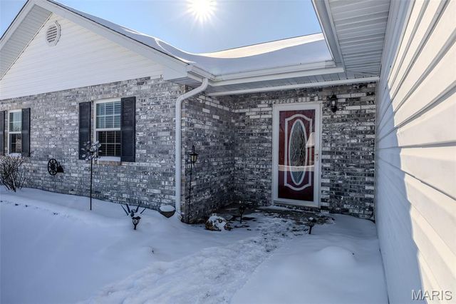 20517 Luna Road, Waynesville, MO 65583