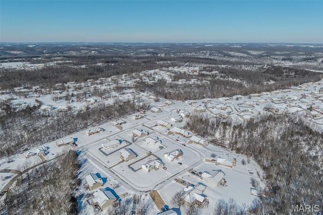 20517 Luna Road, Waynesville, MO 65583