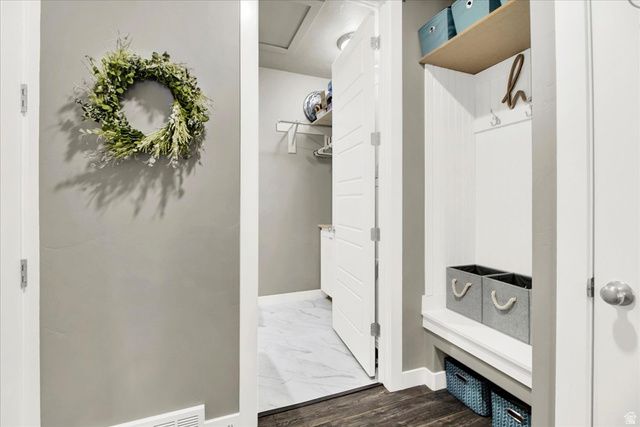 2449 N SARUS CRANE DR, Clinton, UT 84015
