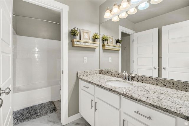 2449 N SARUS CRANE DR, Clinton, UT 84015