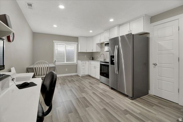 2449 N SARUS CRANE DR, Clinton, UT 84015