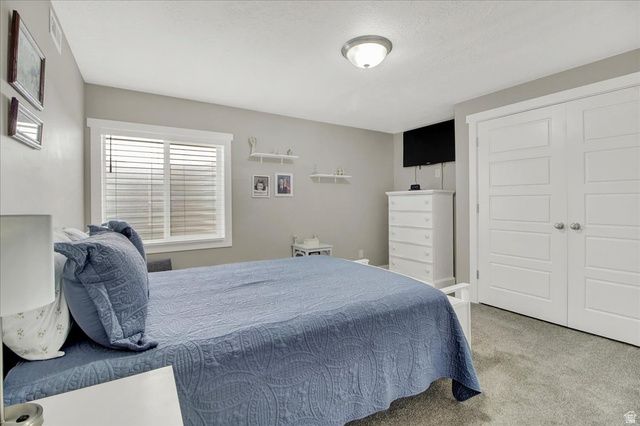 2449 N SARUS CRANE DR, Clinton, UT 84015