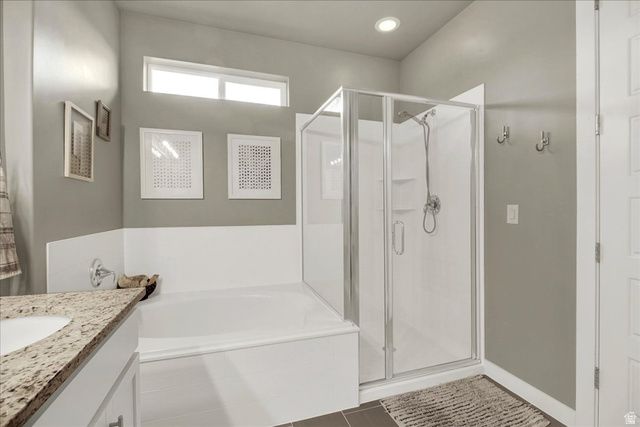 2449 N SARUS CRANE DR, Clinton, UT 84015