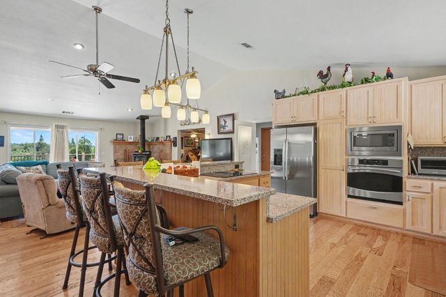 19484 Deerwood Dr, Volcano, CA 95689