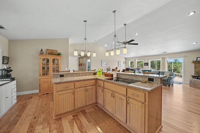 19484 Deerwood Dr, Volcano, CA 95689