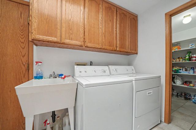 19484 Deerwood Dr, Volcano, CA 95689