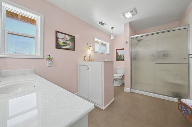 19484 Deerwood Dr, Volcano, CA 95689