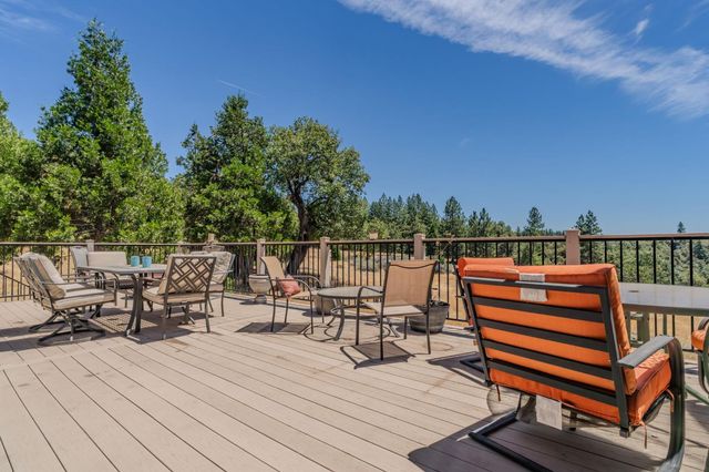 19484 Deerwood Dr, Volcano, CA 95689