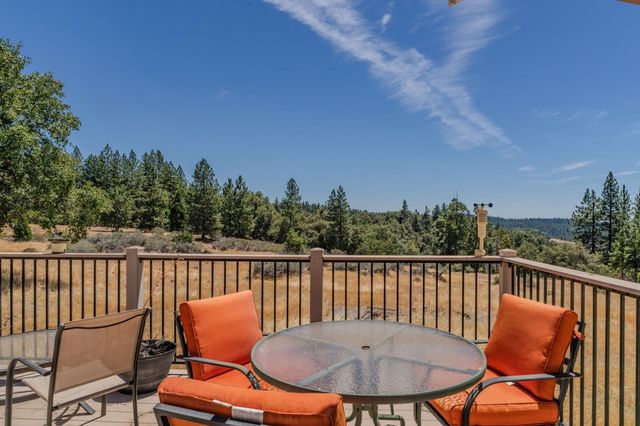 19484 Deerwood Dr, Volcano, CA 95689
