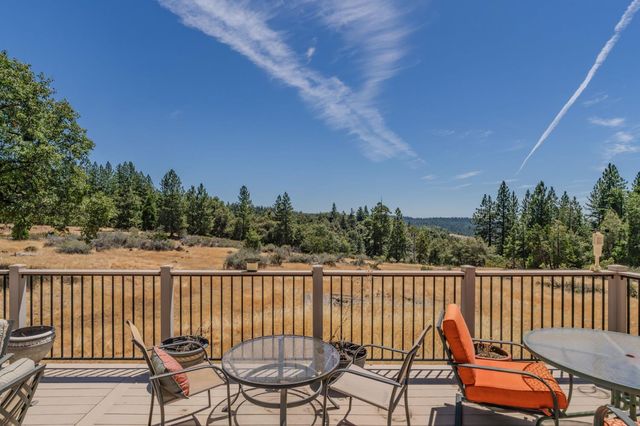 19484 Deerwood Dr, Volcano, CA 95689