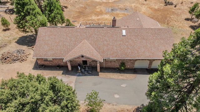 19484 Deerwood Dr, Volcano, CA 95689
