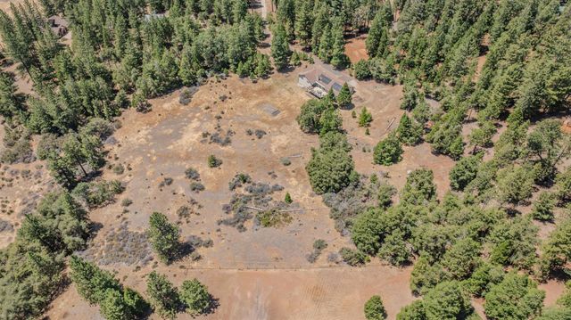19484 Deerwood Dr, Volcano, CA 95689
