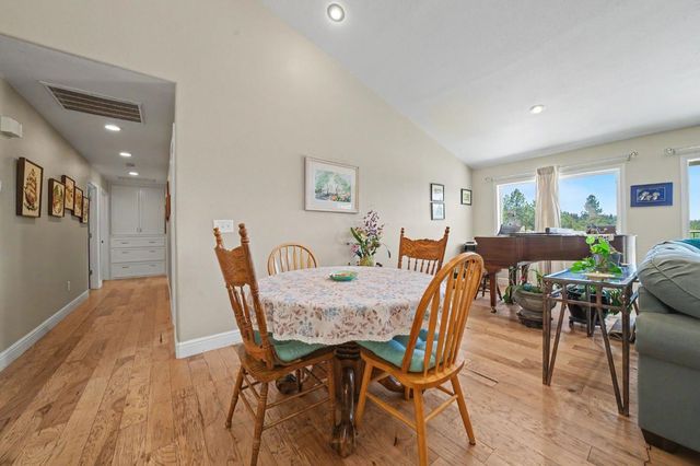 19484 Deerwood Dr, Volcano, CA 95689