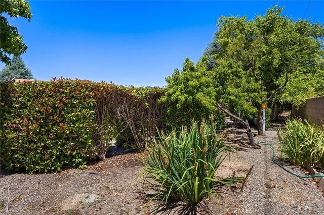 372 Lark Drive, Paso Robles, CA 93446
