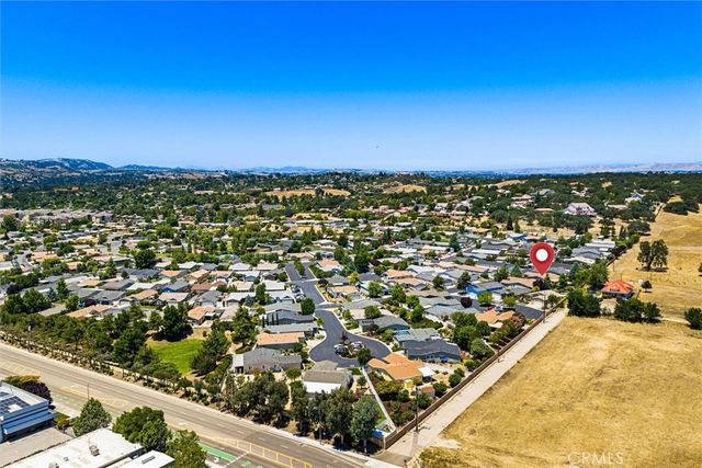 372 Lark Drive, Paso Robles, CA 93446