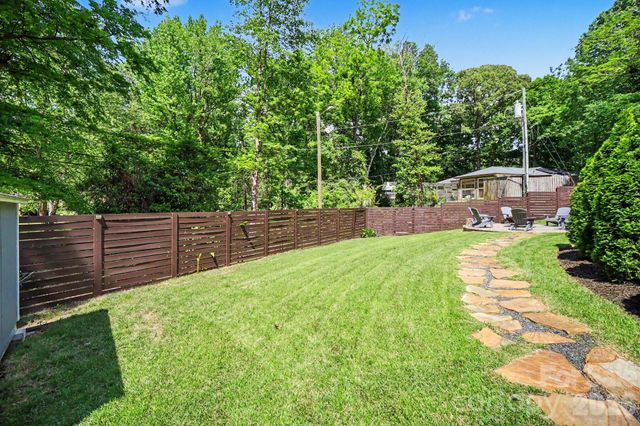 7108 Hollyhouse Drive, Charlotte, NC 28215
