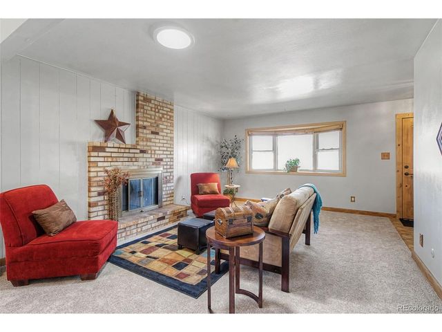 711 Hoorne Ave, Colorado Springs, CO 80907