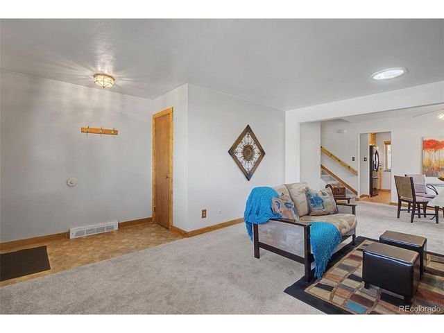 711 Hoorne Ave, Colorado Springs, CO 80907