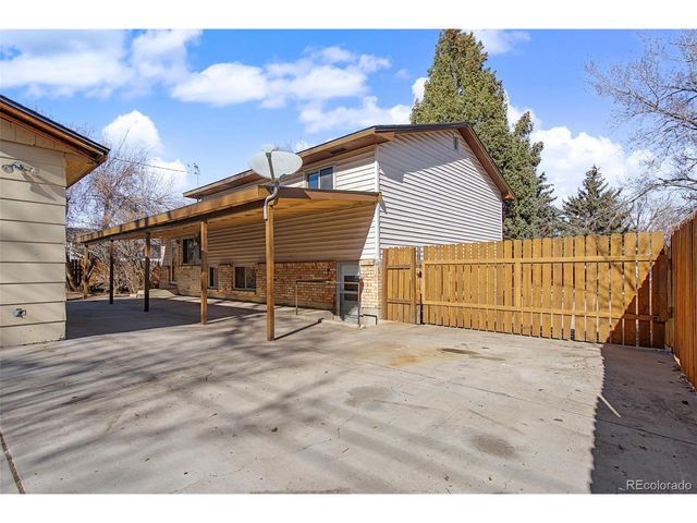 711 Hoorne Ave, Colorado Springs, CO 80907
