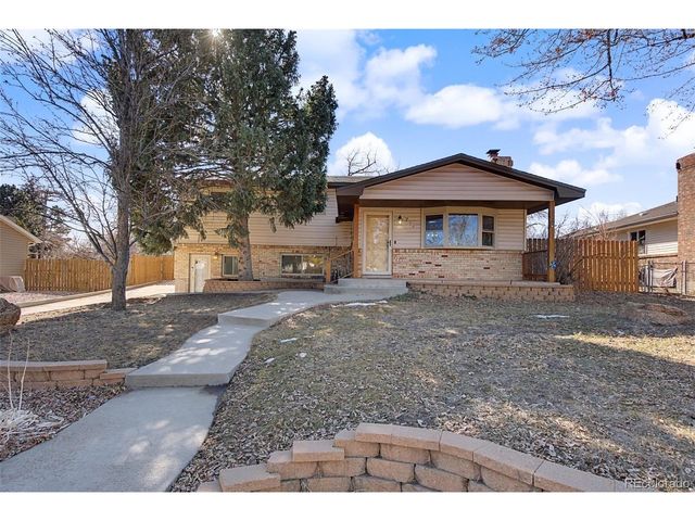 711 Hoorne Ave, Colorado Springs, CO 80907