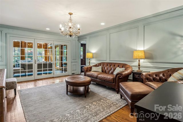 1218 Everette Place, Hendersonville, NC 28791