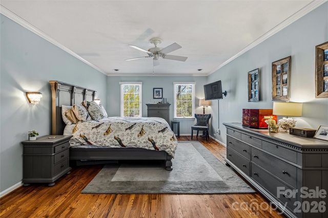 1218 Everette Place, Hendersonville, NC 28791
