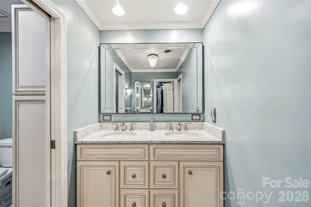 1218 Everette Place, Hendersonville, NC 28791