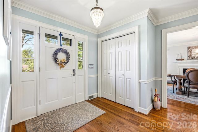 1218 Everette Place, Hendersonville, NC 28791