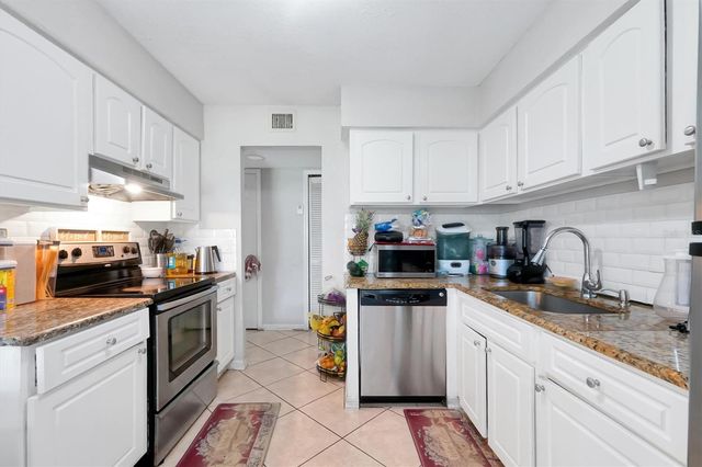 4309 N SEMORAN BOULEVARD 2, Orlando, FL 32822