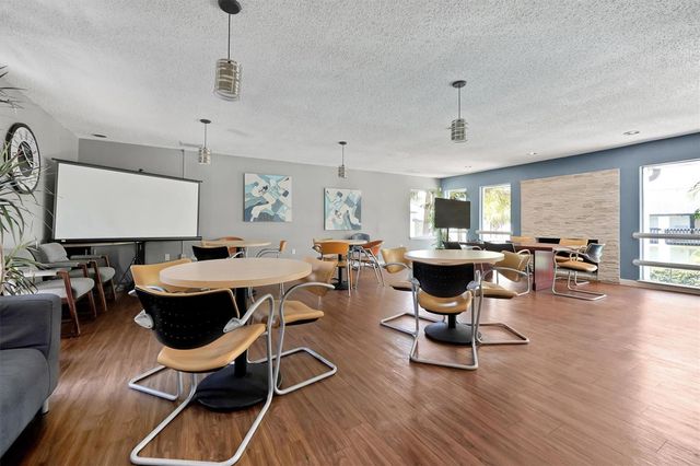 4309 N SEMORAN BOULEVARD 2, Orlando, FL 32822