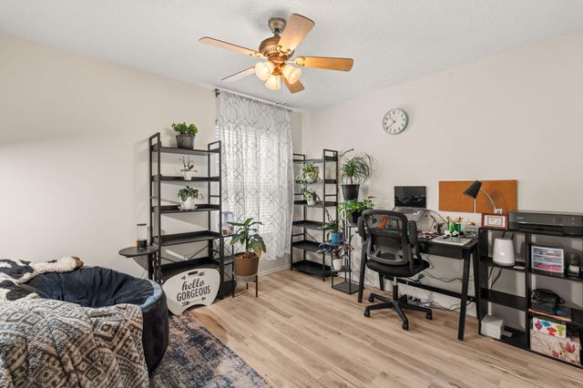 12008 Rocky Crest Drive NW, Albuquerque, NM 87114