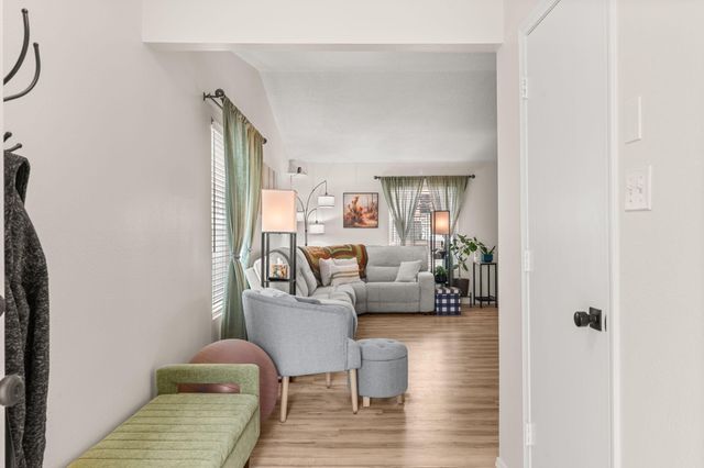 12008 Rocky Crest Drive NW, Albuquerque, NM 87114