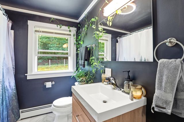 180 Hill Road, Franklin, NH 03235