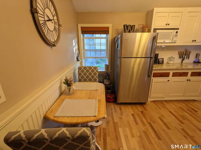 158 College Street 160A, Middletown, CT 06457