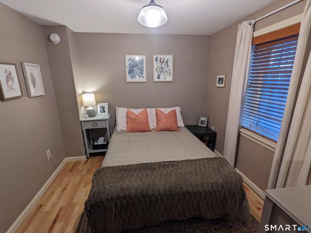 158 College Street 160A, Middletown, CT 06457