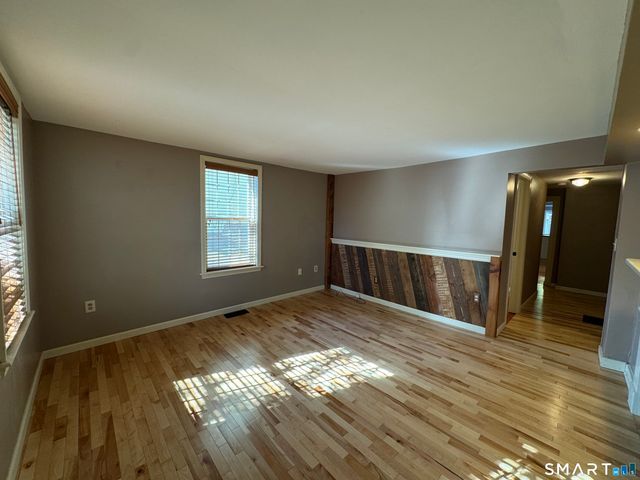 158 College Street 160A, Middletown, CT 06457