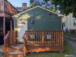 158 College Street 160A, Middletown, CT 06457