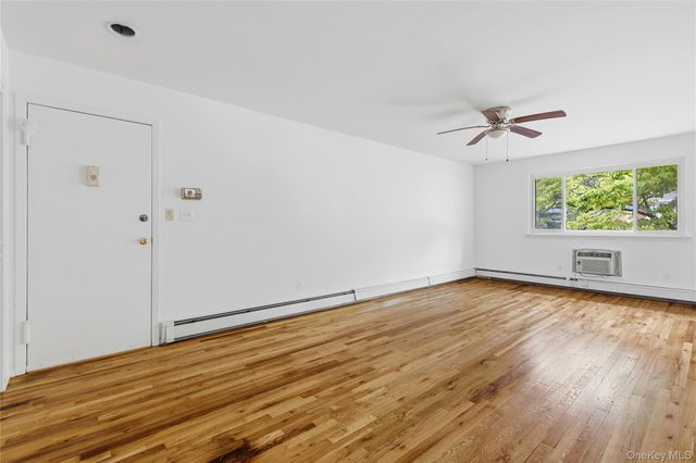 2 Woods End Circle E, Peekskill, NY 10566