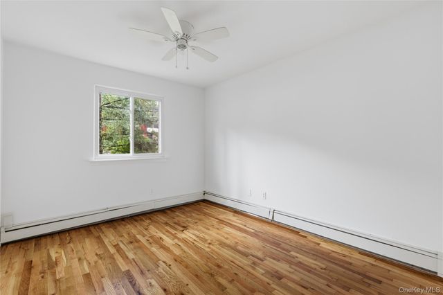 2 Woods End Circle E, Peekskill, NY 10566