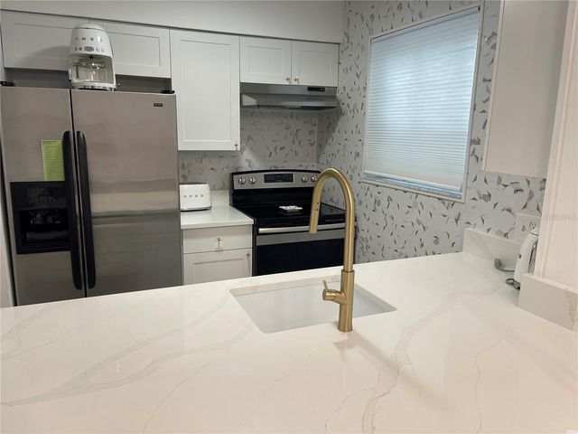 6826 STONES THROW CIRCLE N 11108, St Petersburg, FL 33710